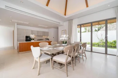 Spacious Mansion 4BR Villa Anchan V20 with 15m Private Pool in Gated Residence – Fotos 5